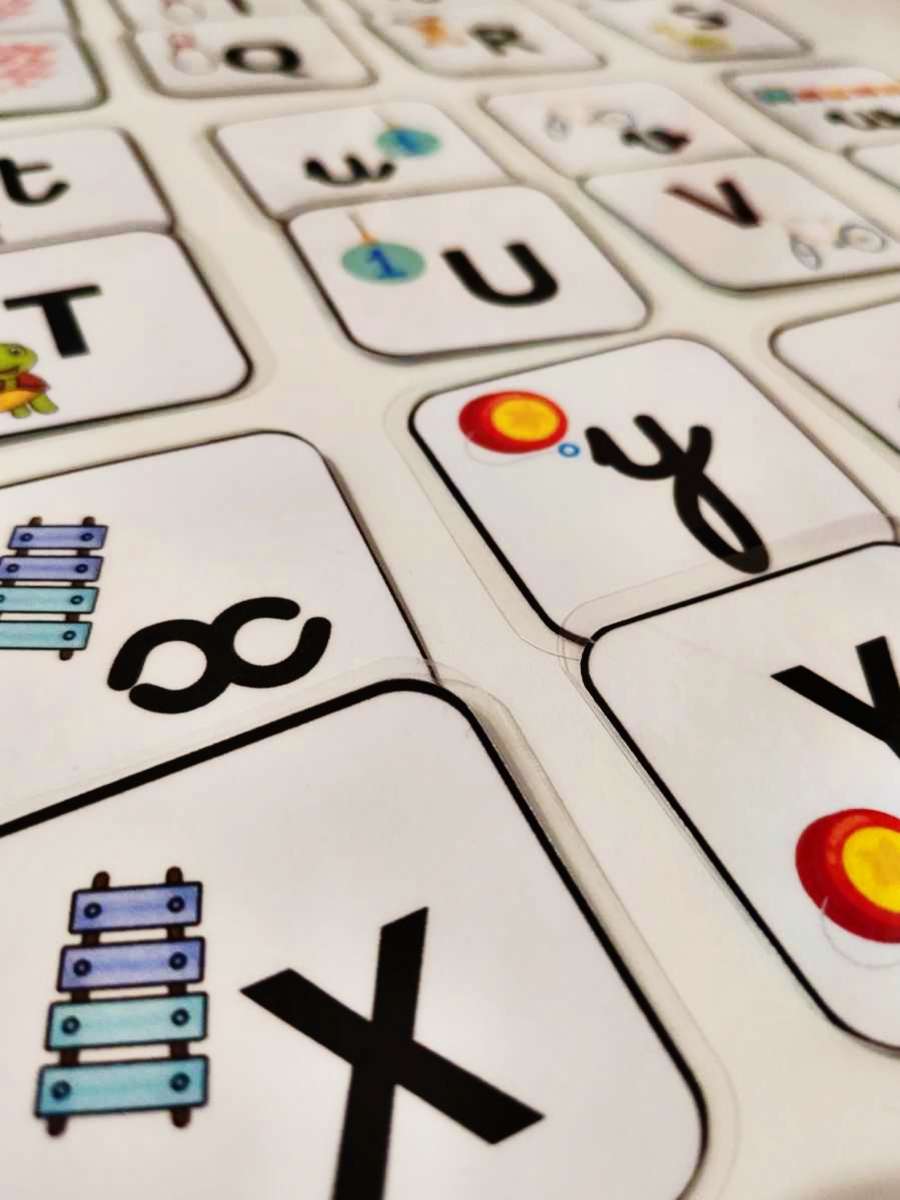Jeu de Mémo Alphabet - Lettres Majuscules et Cursives
